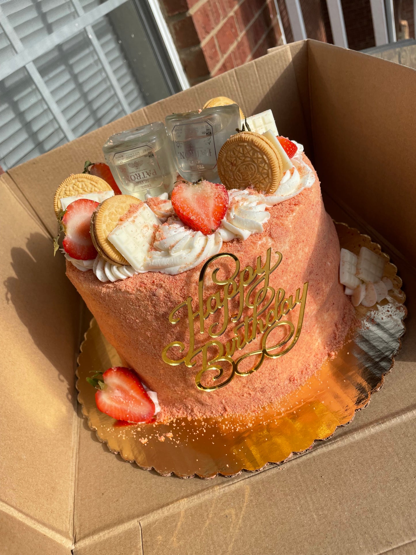 10" Specialty flavor Cakes